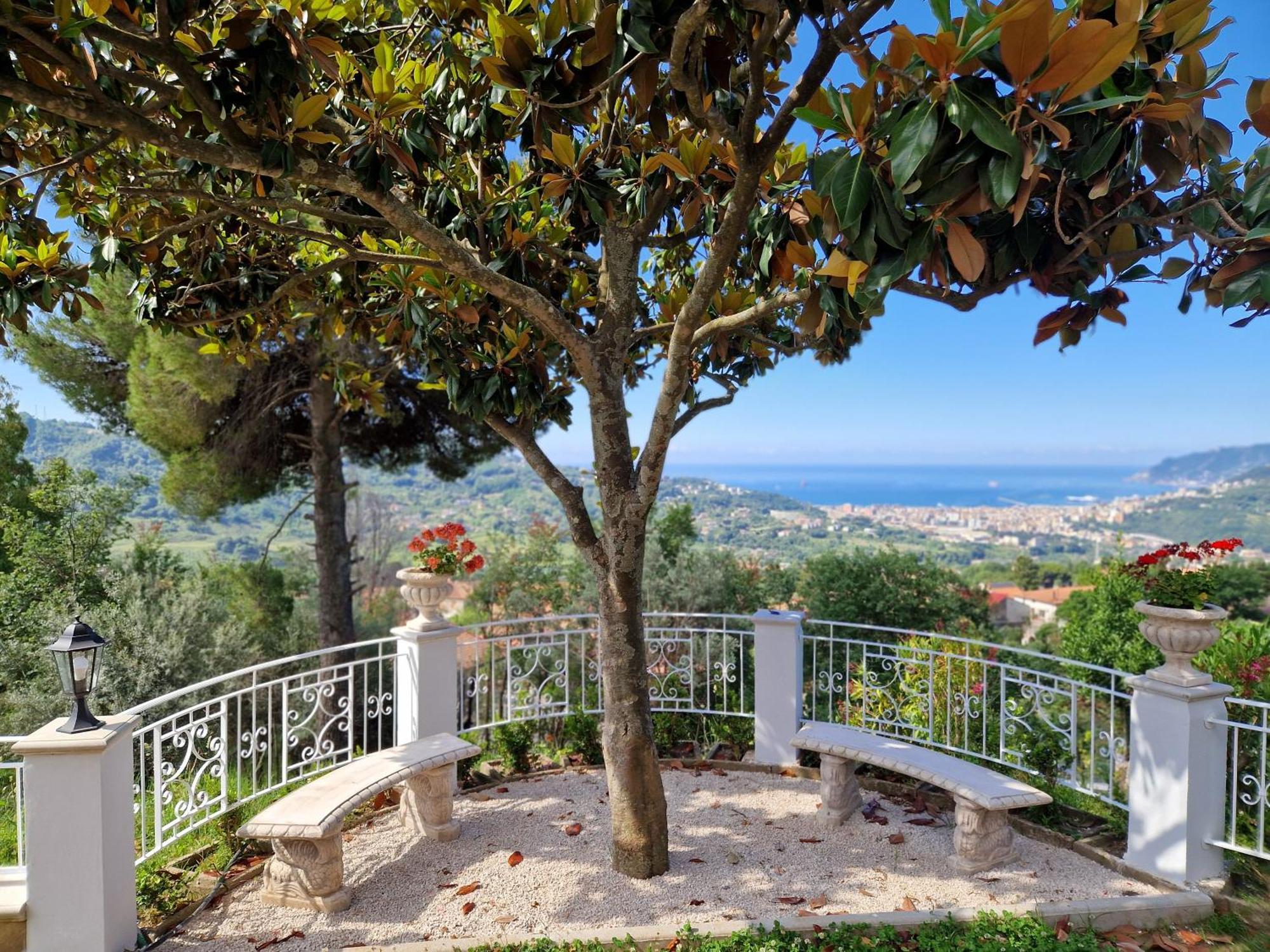 Villa Esmeralda Salerno Exteriér fotografie
